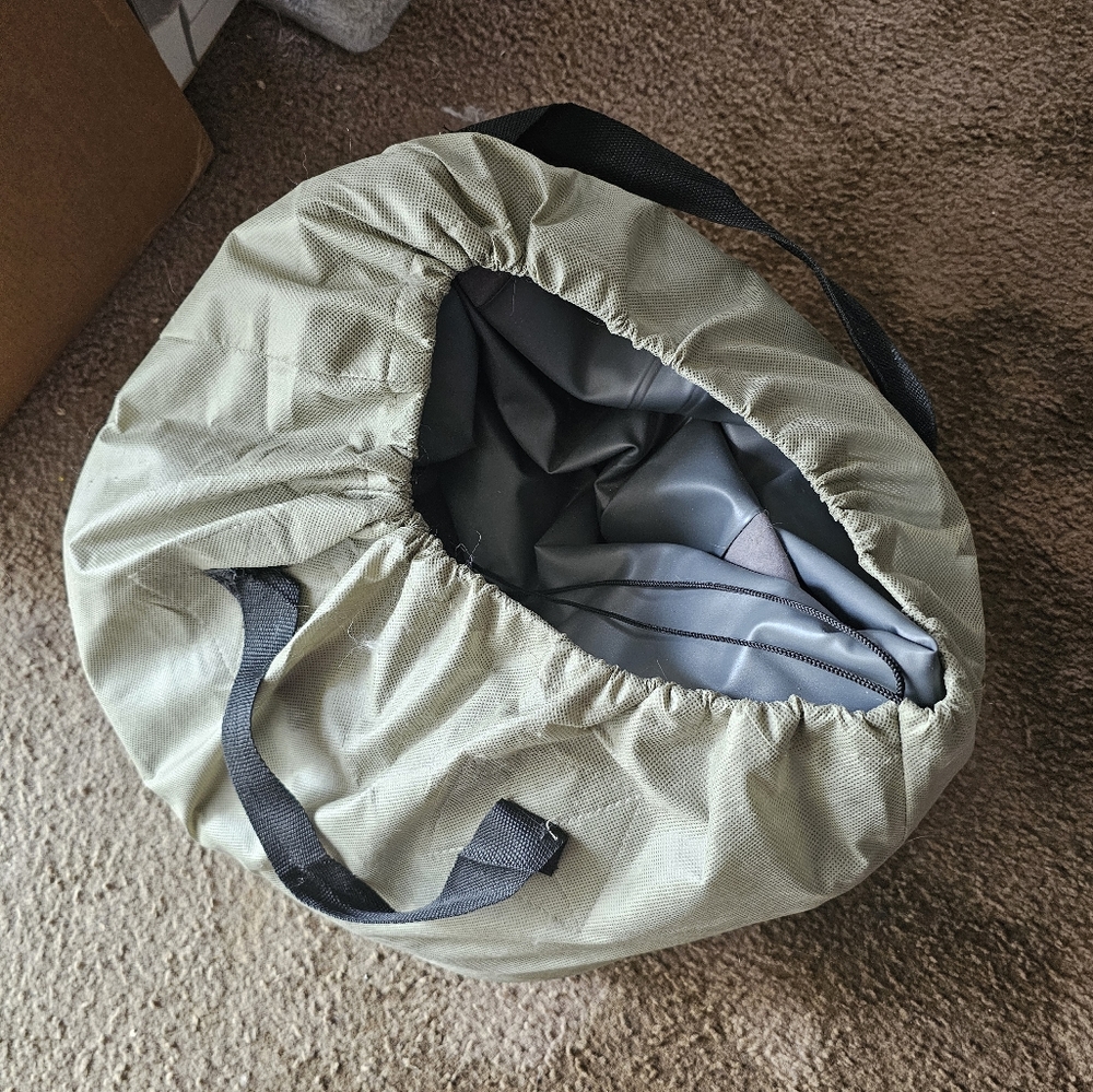 Queen Size Inflatable Matress - Picture 2 of 4